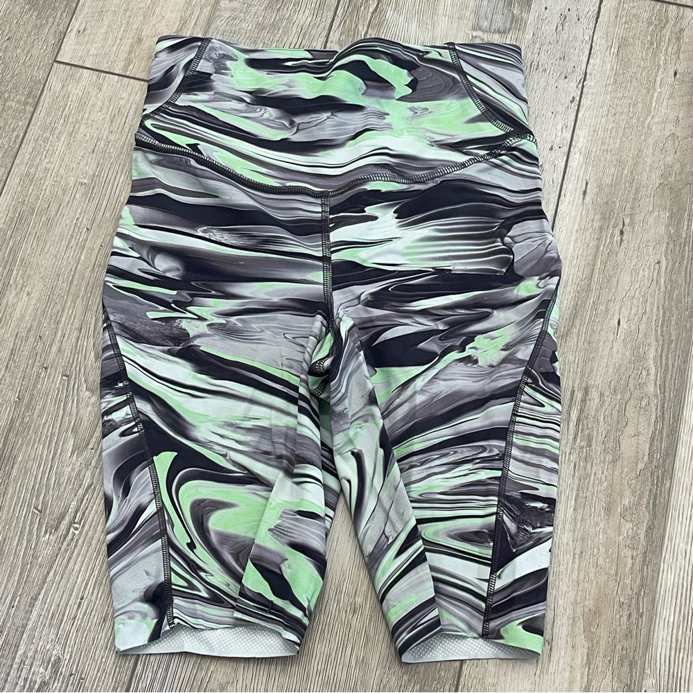 Lululemon Athletica Gray and Green Patterned Shorts